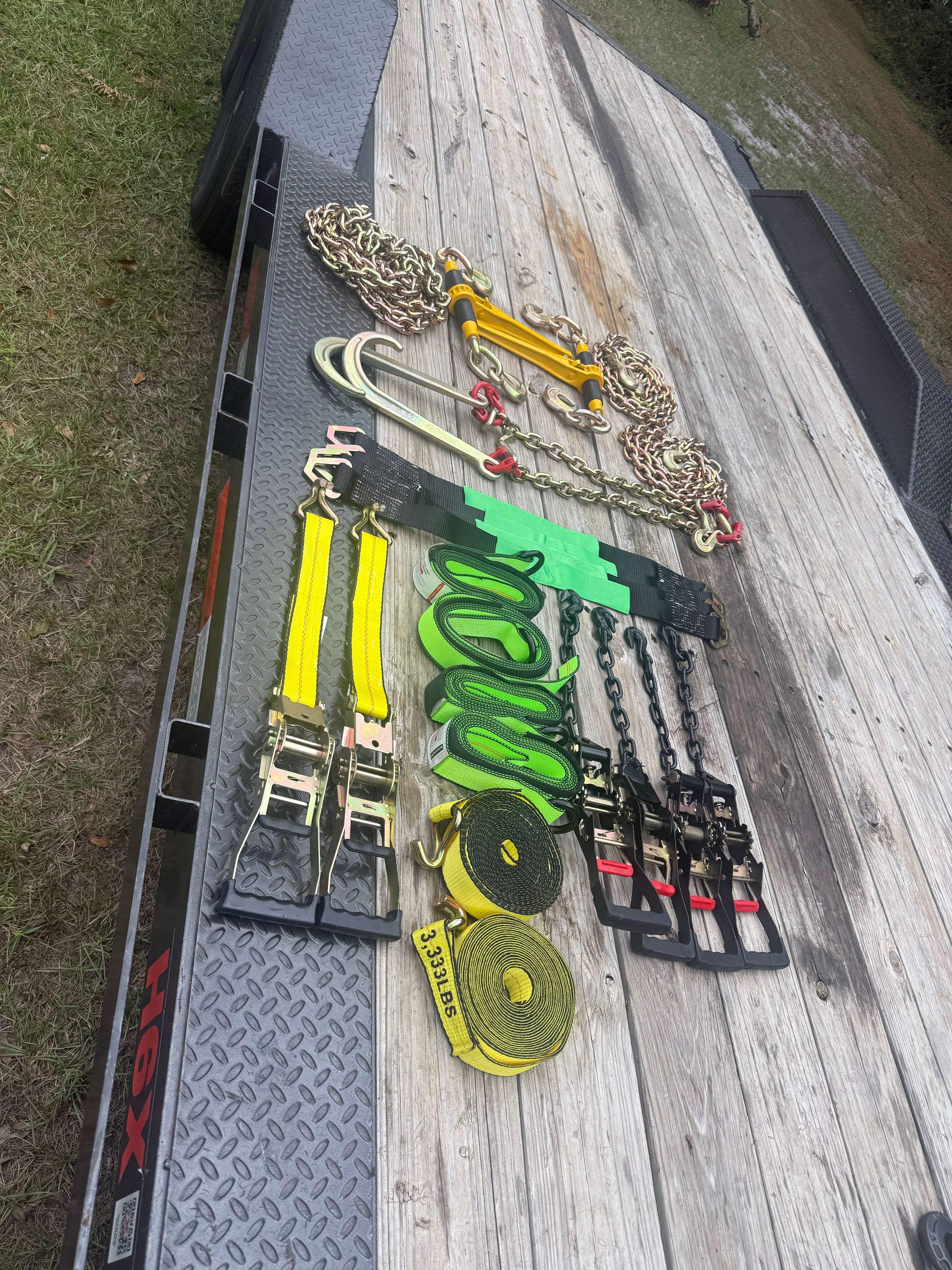 Trailer rental equipment and safety straps included - chains and ratchet straps Dover FL