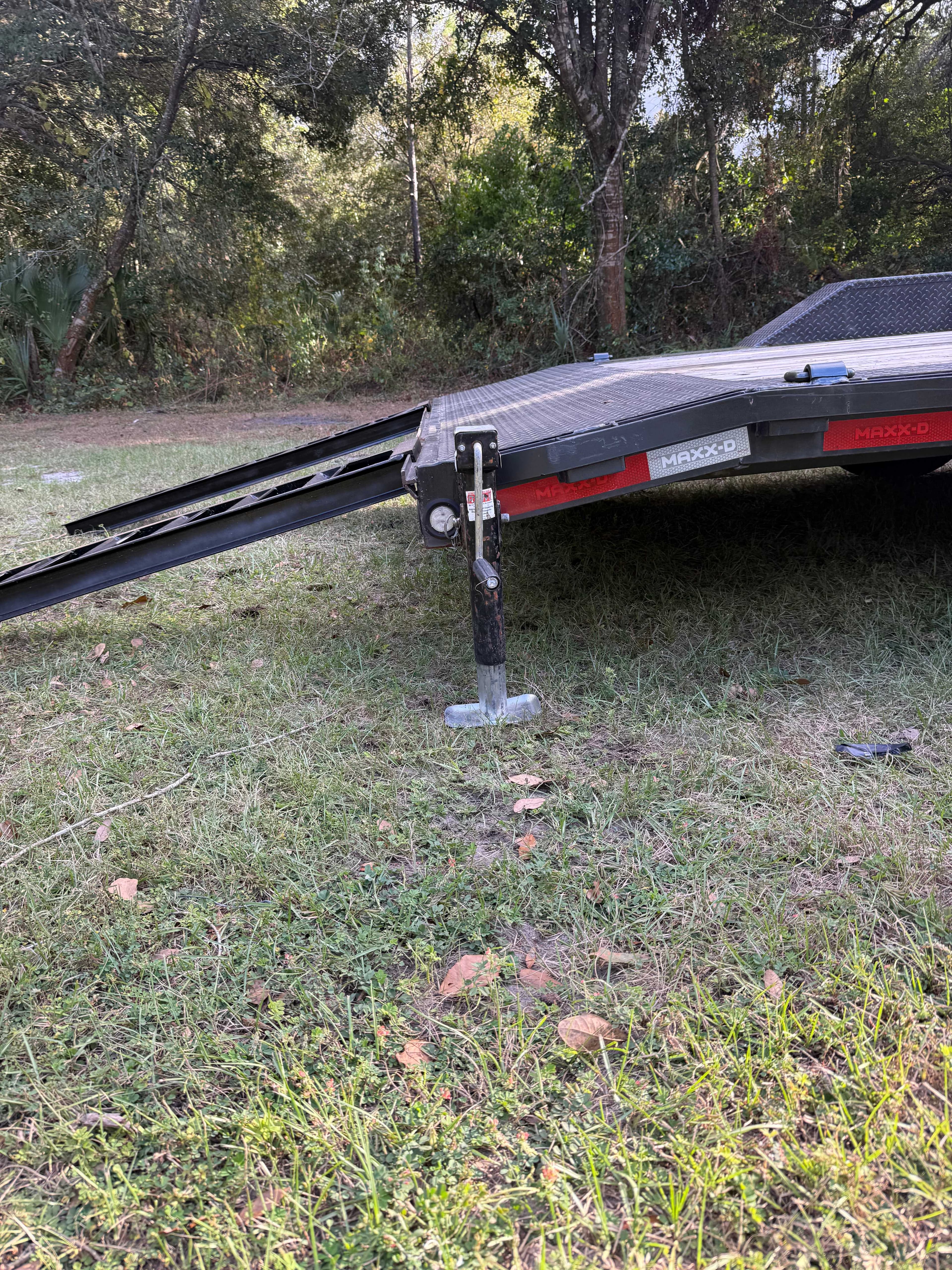 Maxx-D trailer tilt mechanism detail - power tilt car hauler rental Tampa Bay